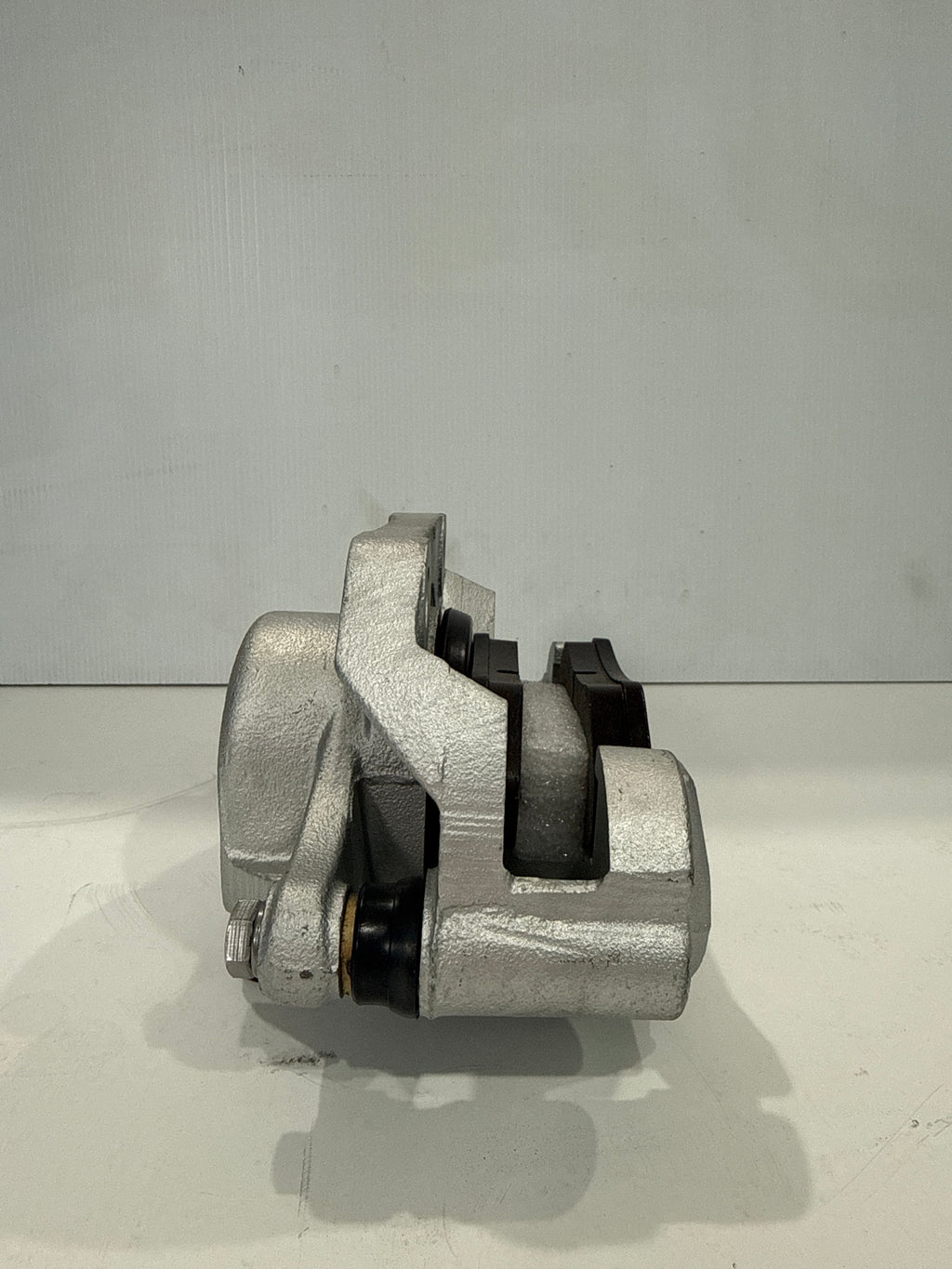 Hydraulic Brake Caliper - 993481