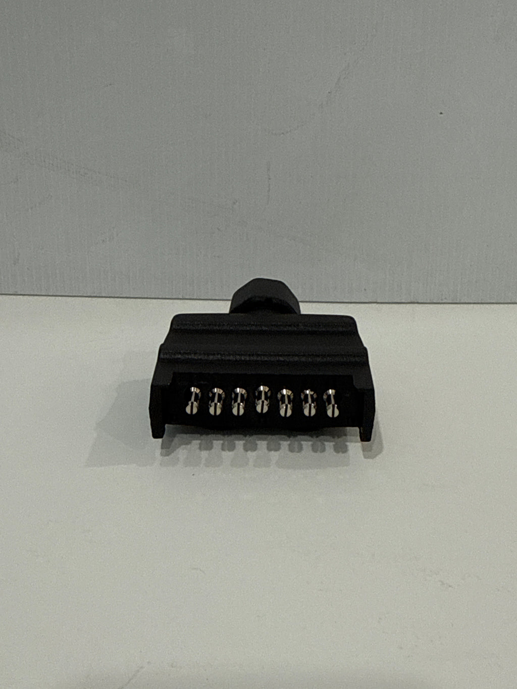 7 Pin Plug - 82141BL