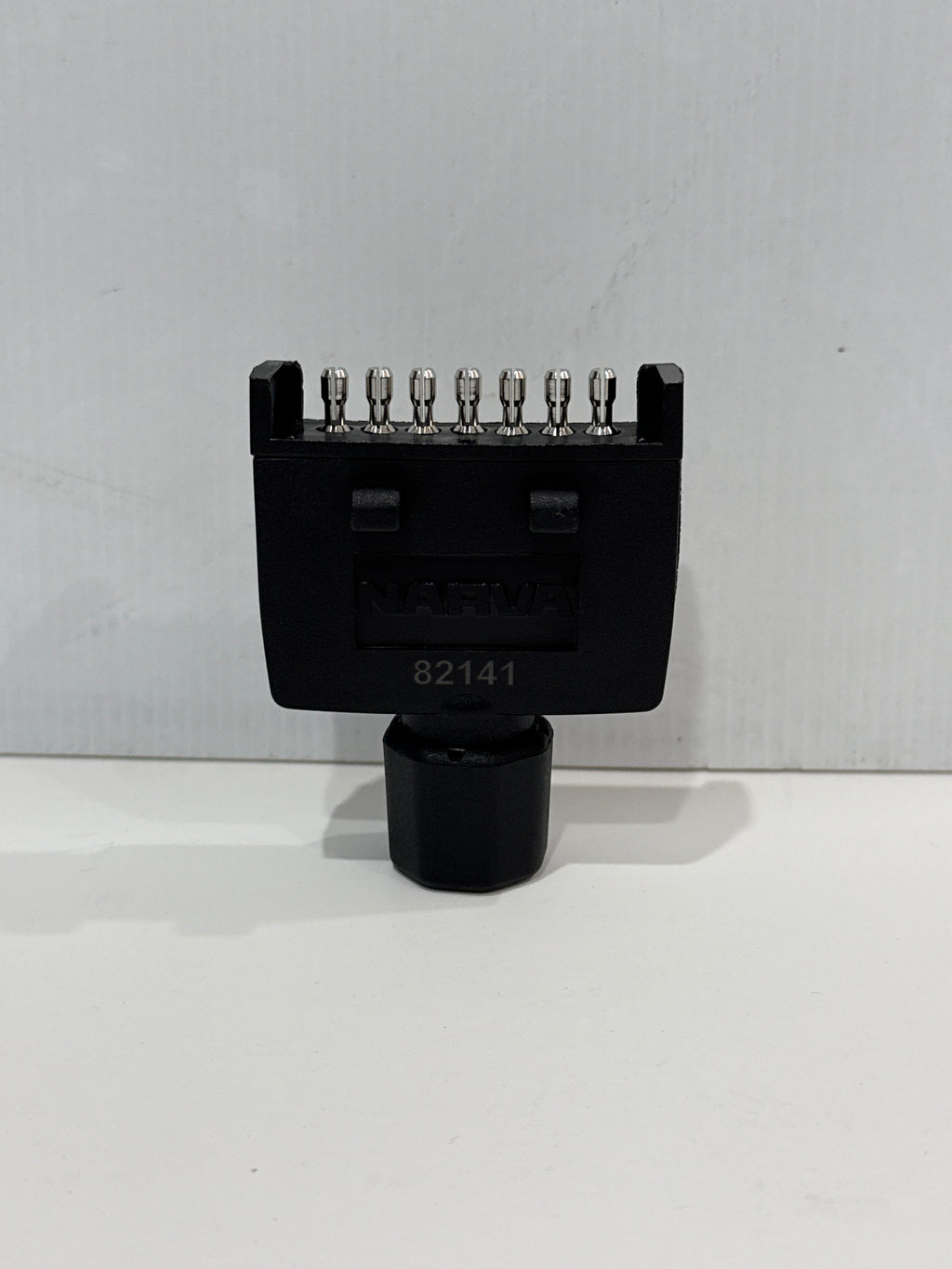 7 Pin Plug - 82141BL