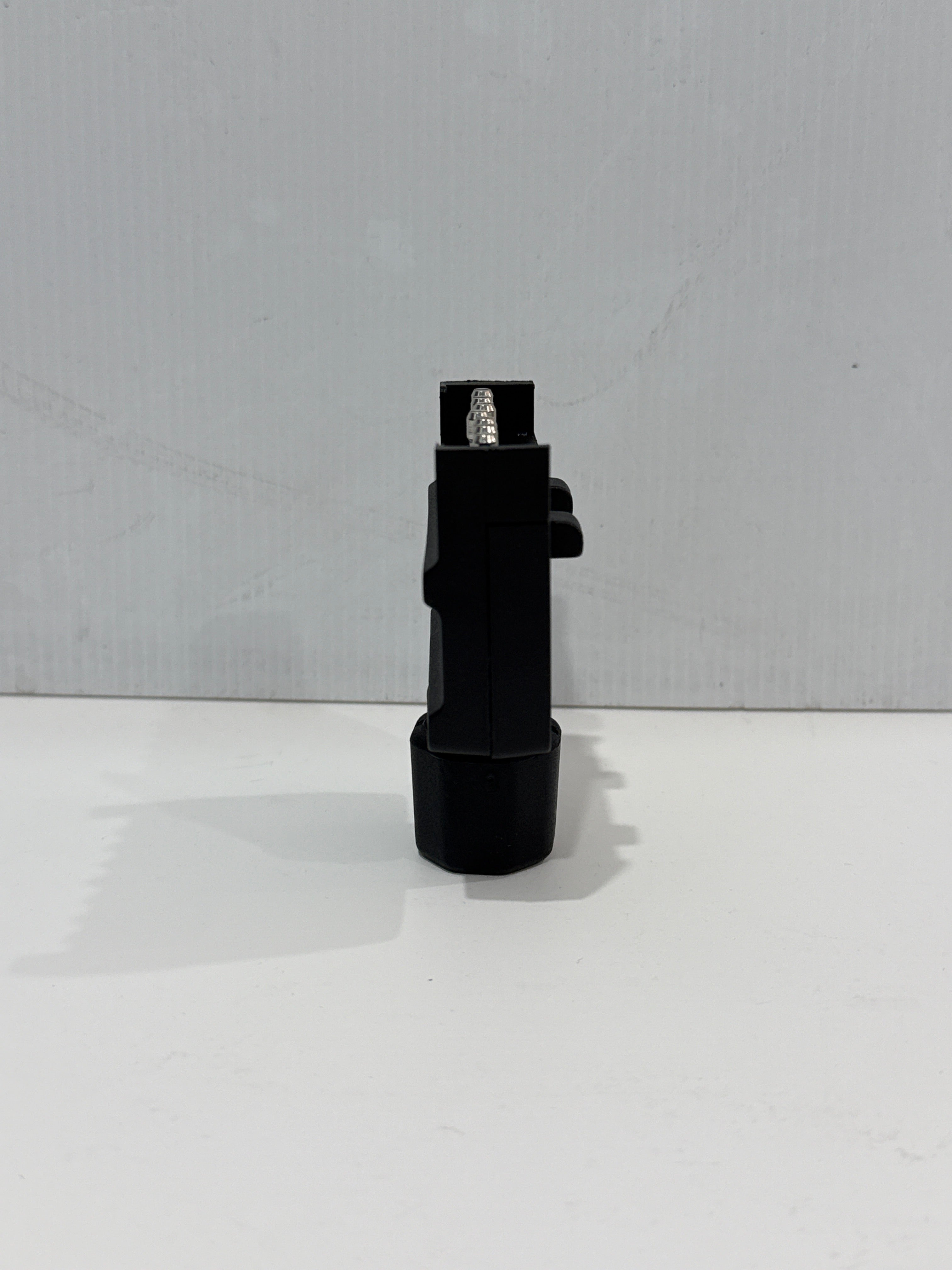 7 Pin Plug - 82141BL